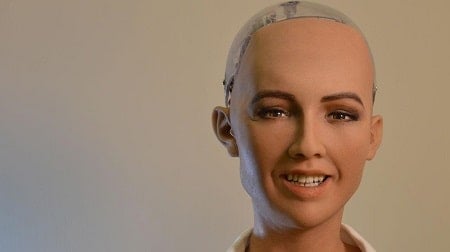 İnsansı robot Sophia | Robotlar İnsanların Yerini Alabilir Mi?